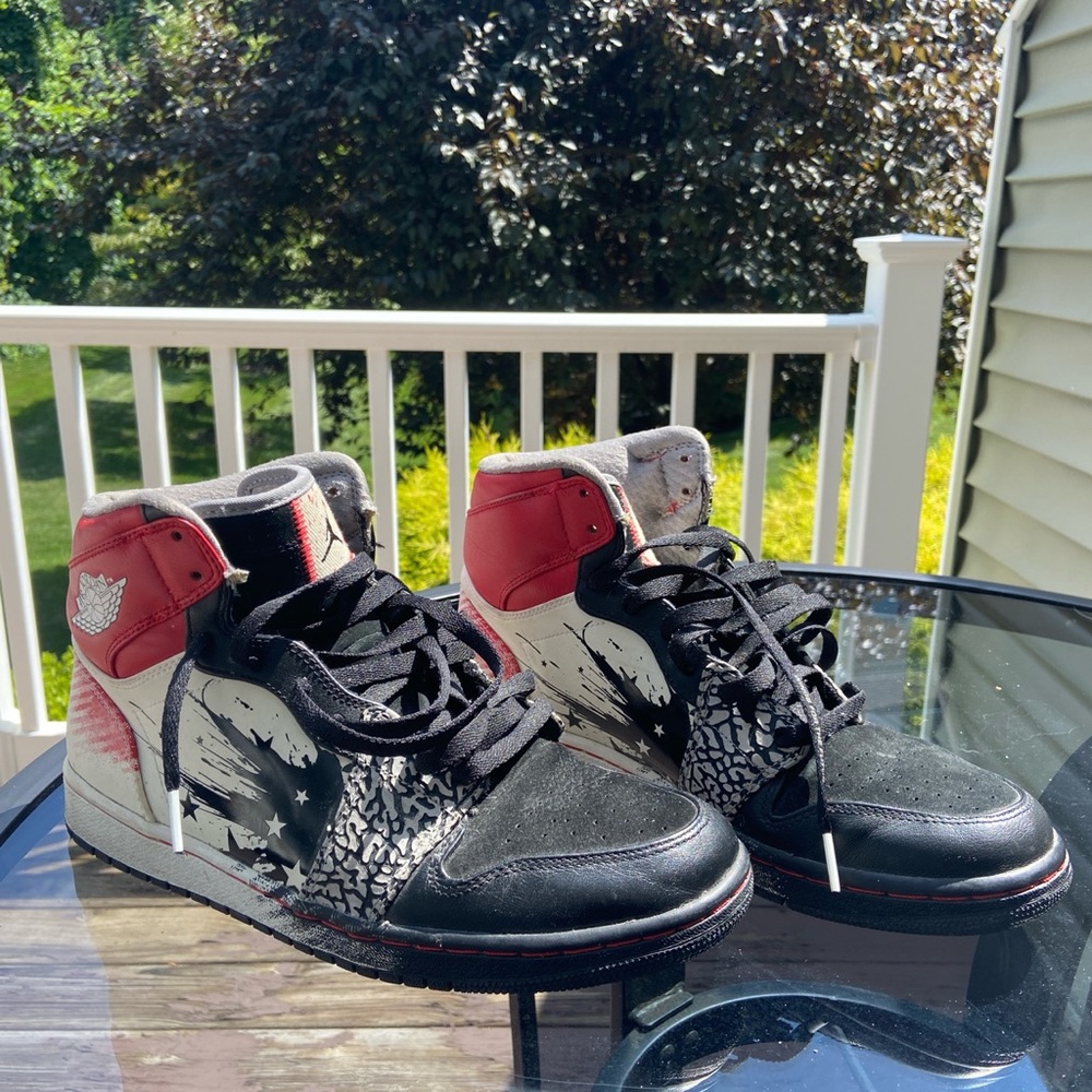 Nike Air Jordan 1 “Dave White” - Picture 2 of 5